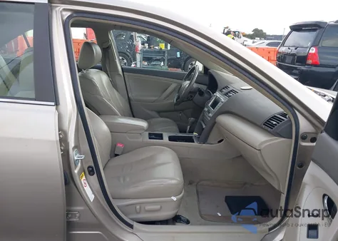 2007 Toyota Camry Hybrid z USA, uszkodzony, nr VIN JTNBB46K973020836